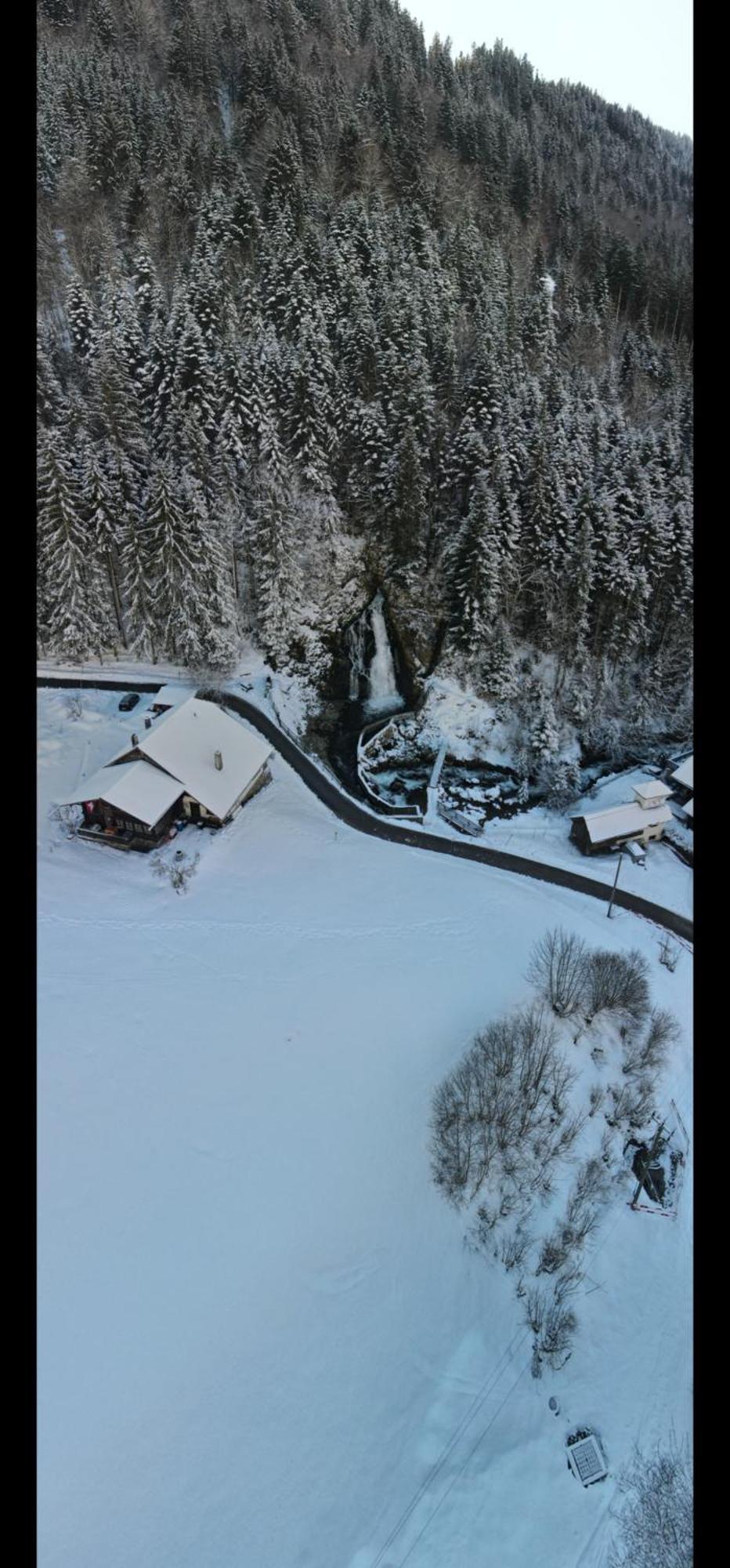 Hotel Cascade De Jaun Extérieur photo